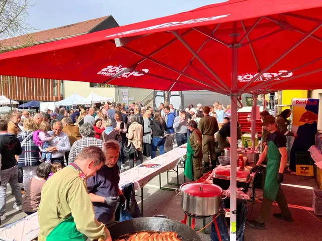 Auch 2026 wenn die FF Hausmannstätten ihr 150jähriges Bestehen feiert - werden wieder zahlreiche Gäste vorbeischauen.