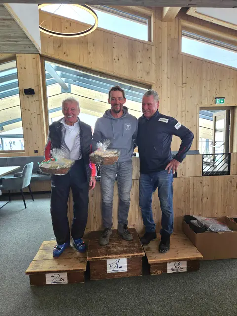 Natürlich durfte die Siegerehrung am Ende des Rennens nicht fehlen.  | Foto: privat