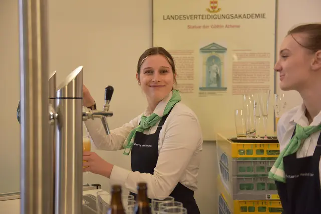Organisationen bis Umsetzung: den Schülerinnen und Schülern wurde die komplette Veranstaltung anvertraut.  | Foto: HLW 19