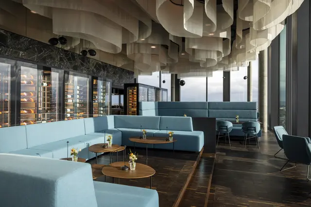 DAs Skyrestaurant Q27 befindet sich im obersten Stockwerk des Quadrill-Towers. | Foto: Arcotel