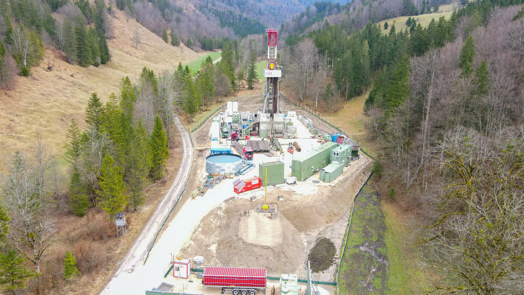 ADX test drilling in Molln: Stefan Kaineder: |