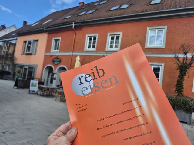 Die heimische Gastronomie wird für die Pressekonferenzen abwechselnd genutzt: heuer im Rosmarin und Ton in Ton mit dem Cover!