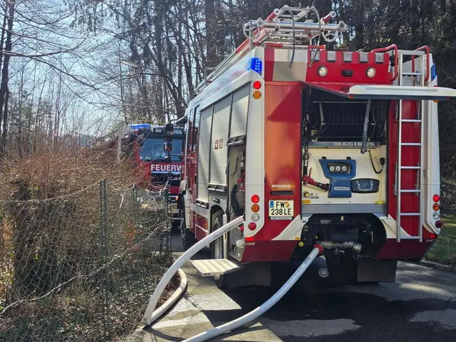 Die Feuerwehren Leoben-Stadt und Leoben-Göss standen mit neun Fahrzeugen und 35 Einsatzkräften  im Einsatz. | Foto: FF Leoben-Stadt