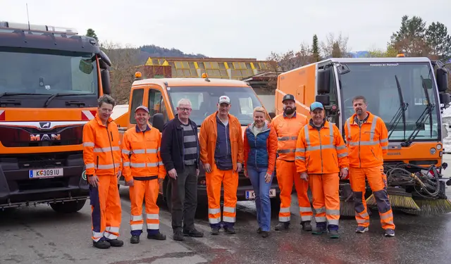 Straßenbau- und Verkehrsreferentin Sandra Wassermann bedankte sich beim gesamten Team für den Einsatz im Dienste der Stadt.
 | Foto: StadtKommunikation / Zechner