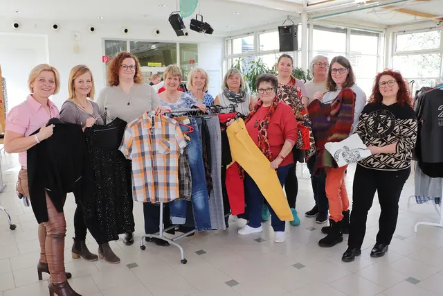 Die SPÖ-Frauen Kalsdorf laden zum Kleidertausch | Foto: Edith Ertl