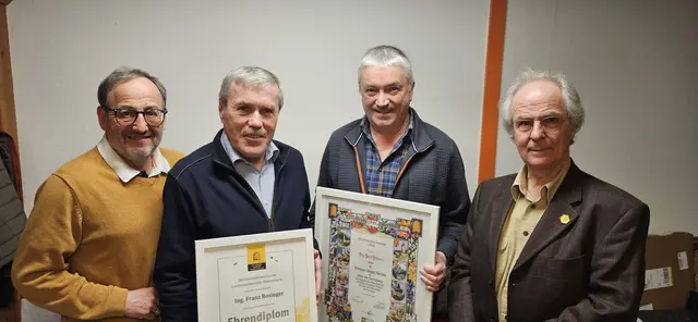 Imker freuen sich über hochwertige Produkte