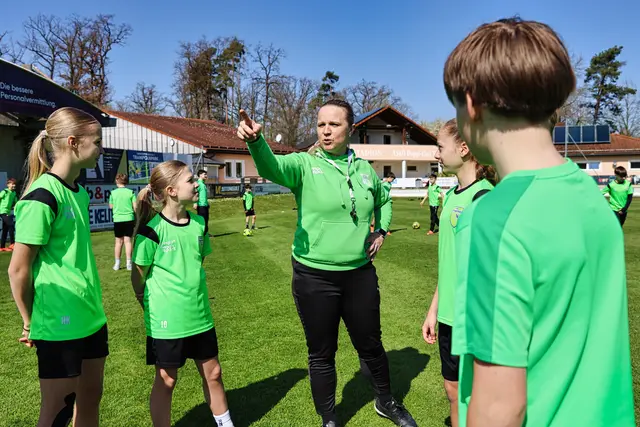 Katrin Mindl ist der Supercoach, sie vermittelt mehr als Tore