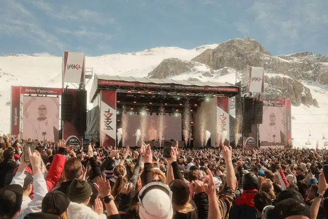 Rund 22.000 Besucher feierten mit Robin Schulz und dem Joker Popart Club bei perfekten Pistenbedingungen. | Foto: Flo Mitteregger