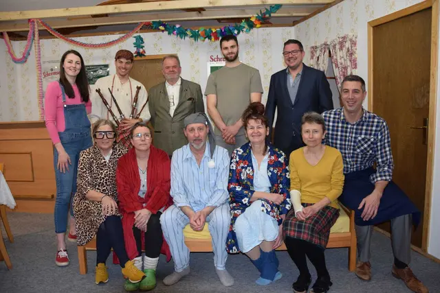 Laien Theaterbühne Schweiggers begeistert mit „Der 75. Geburtstag“