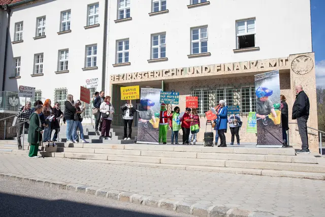 Lautstarke Stimmen für Lukas (3) und seine Mama