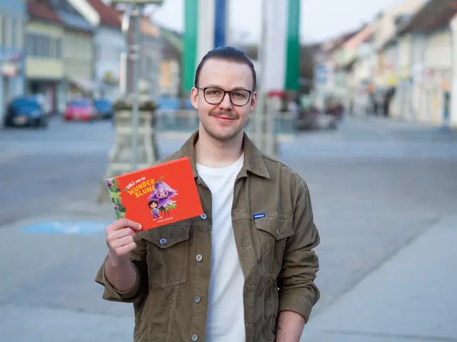 Der 31-jährige Patrick Schlauer hat bereits sein drittes Kinderbuch veröffentlicht. | Foto: Isabella Zick