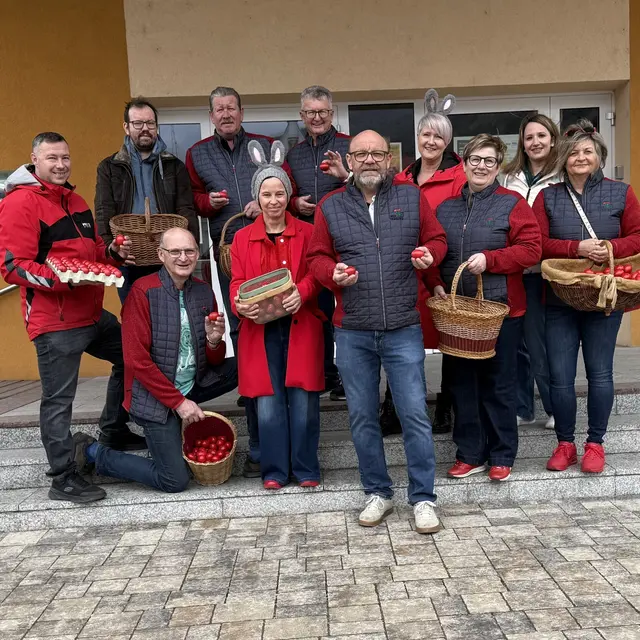 Der Osterhase unterwegs im Bezirk Lilienfeld