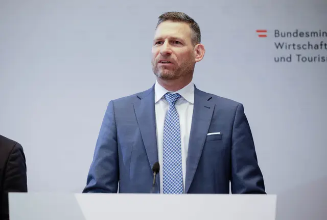 Investitionen in den Netzausbau seien ein zentraler Wirtschaftsmotor, so Marcus Karger, Finanzvorstand der APG. | Foto: Sade Jerabek/MeinBezirk