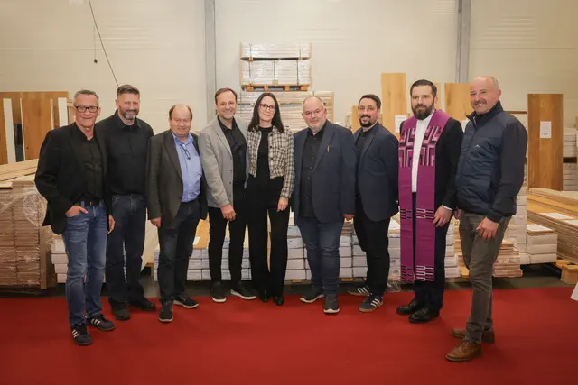 Parkett Outlet Ilz expandiert und setzt nun auch auf Vinyl und Laminat