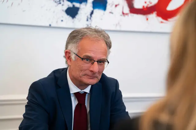Finanzminister Markus Marterbauer (SPÖ) muss sparen. | Foto: Martin Baumgartner