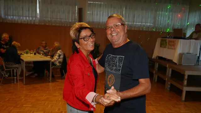 Tanzen wie früher - Dieser Fünfuhrtee lässt die Hüften schwingen