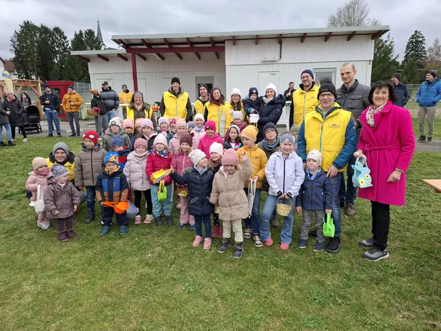 Viele Kinder bei Ostereiersuche in St. Margarethen