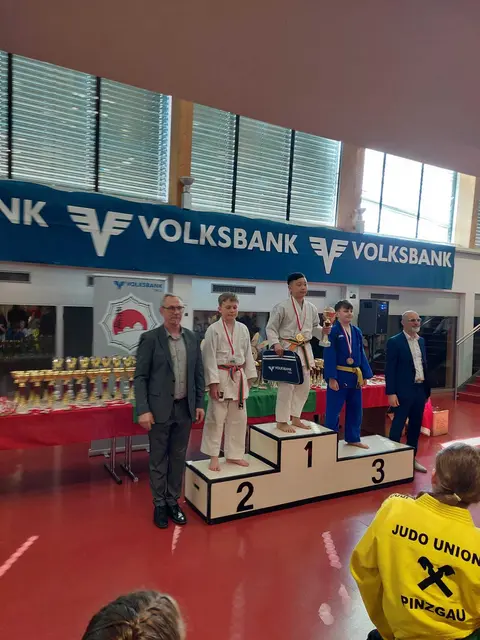 Die Siegerehrung von Richard Buchner. | Foto: Andreas Bernhofer