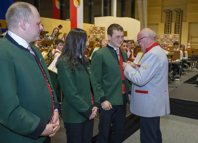 Christian Lackner Silber für 20 Jahre. | Foto: Peter Bolha