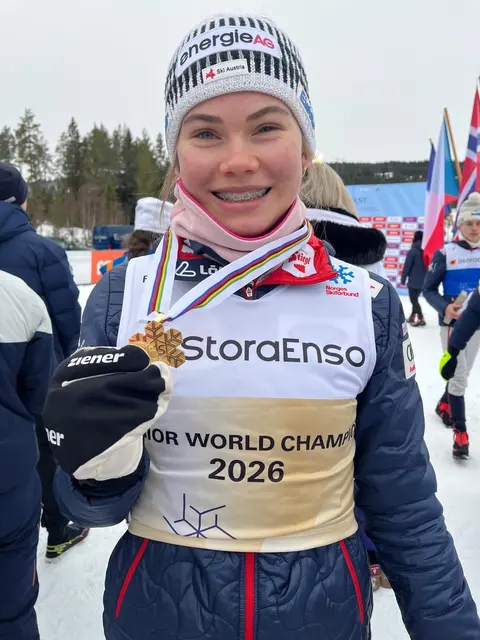 Hinzenbach feiert seine Skisprung-Stars Gruber und Auinger