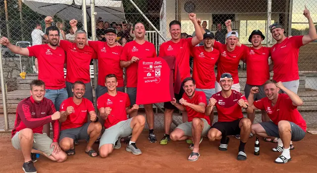 Kronast hat 113 Einwohner, der Tennisverein 106 Mitglieder