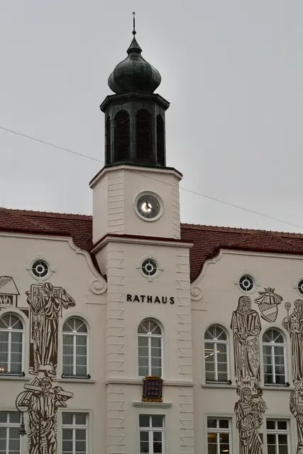 Der Kampf um jede Stimme für den Einzug ins Neunkirchner Rathaus ist eröffnet. | Foto: Santrucek