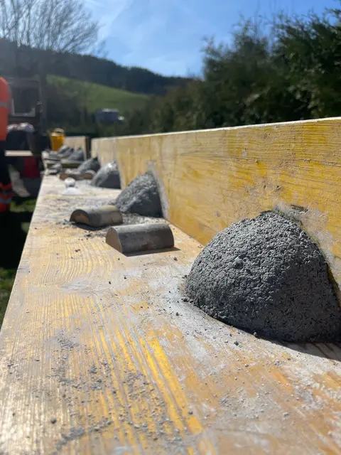 So kunstvoll sahen die neuen Schwalbennester aus. | Foto: Gemeinde Geistthal-Södingberg