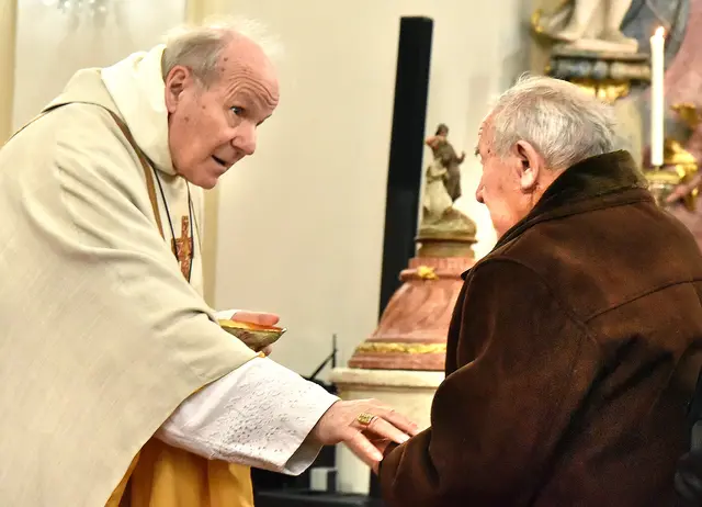 Begegnung mit ältestem Dorf - Bewohner Franz Ecker (98) | Foto: Herbert Schleich