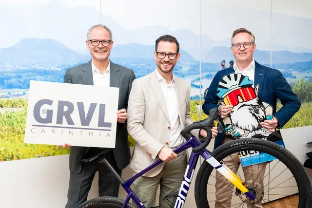 V. l. Klaus Ehrenbrandtner, Geschäftsführer Kärnten Werbung, Sebastian Schuschnig, Tourismuslandesrat, Peter Peschel, Geschäftsführer Region Wörthersee-Rosental) | Foto: Thomas Sobian/Kärnten Werbung