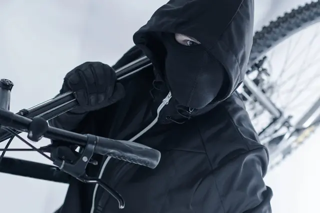 Die Polizei ermittelt nach mehreren Diebstählen in  Imst und in Mieming. | Foto: smarterpix (Symbolbild)