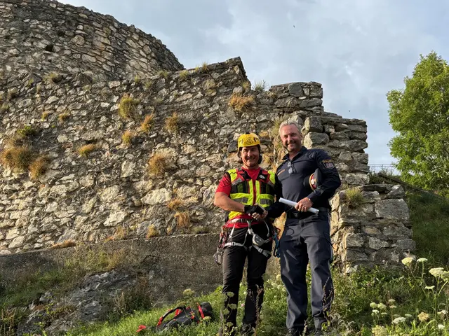 Bergrettung-Landesleiter Hannes Gütler mit Kommandant Günther Kazianka von der Polizei Griffen. | Foto: MeinBezirk.at/Petra Lammer