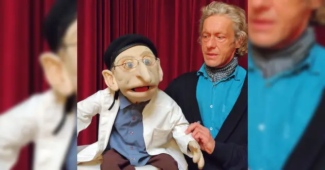 Philosophisches Puppenvarieté in der Alten Schule