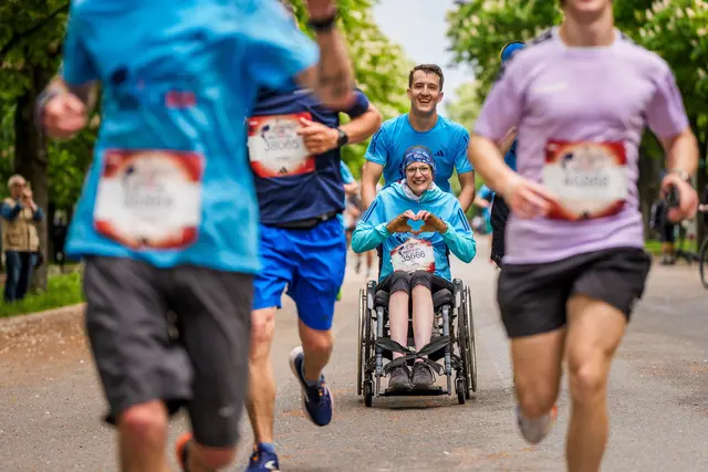 Die Einnahmen des Laufs gehen zu 100 Prozent in die Forschung rund um Rückenmarksverletzungen. | Foto: Phillip Platzer for Wings for Life