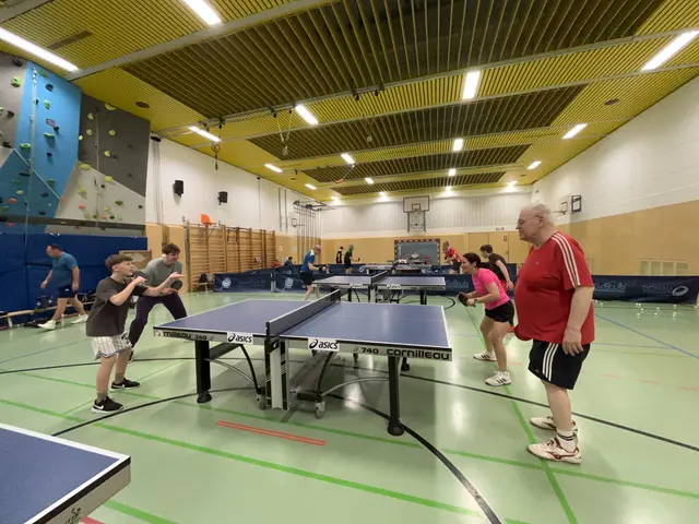 Tischtennis bringt die Leute zusammen