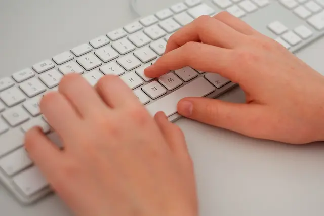 Die Bürokratie-Hürden können der WKNÖ online gemeldet werde. | Foto: Santrucek