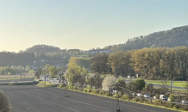 Frühverkehr am ersten Tag der B3 Totalsperre Steyregg