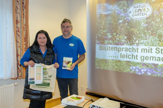 Blütenpracht mit Stauden – Fachvortrag begeistert Gartenfans