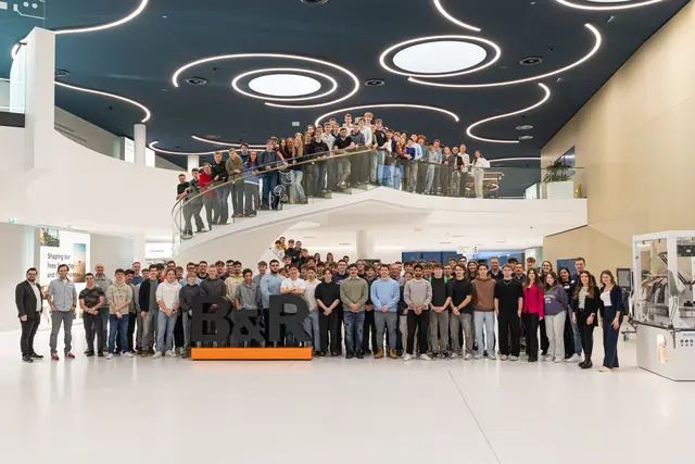 Über 350 HTL-Schüler nahmen am Future Proof Festival in Eggelsberg teil. | Foto: B&amp;R