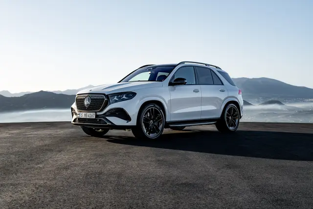 Mercedes-Benz präsentiert den überarbeiteten GLE