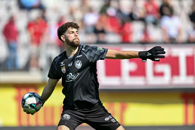 KSV-Torhüter Vinko Colic und das Falkenteam spielen auch 2026/27 in der 2. Liga. | Foto: GEPA pictures