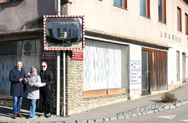 Schlüsselübergabe in Hohenwarth.
