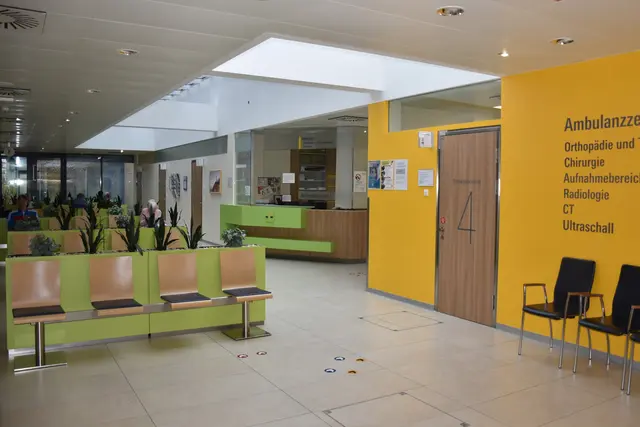 Bauarbeiten im Wartebereich der Scheibbser Ambulanz