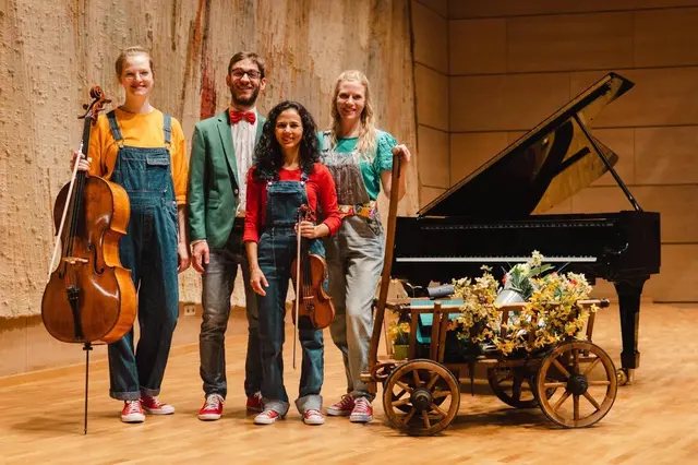 LEITERWAGEN VOLLER LIEDER