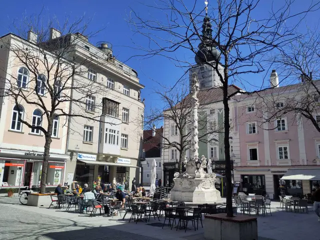 Rumäne wollte St. Pöltner Café berauben: Acht Jahre Haft