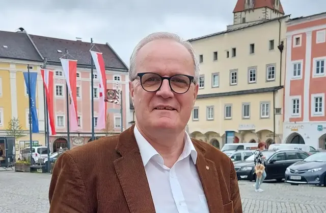 Bürgermeister Christian Gratzl ist froh über den Budgebeschluss. | Foto: SPÖ