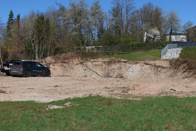 Auf einer Baustelle in der Welser Vogelweide wurden menschliche Überreste gefunden.