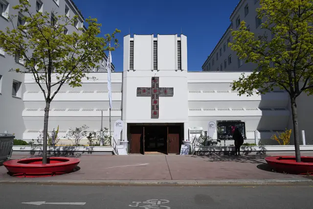 Mit dem Projekt der Caritas entgeht die Kirche der Profanierung – also der Entweihung. Das war in Vergangenheit der Fall, als Kirchen zu Hotels oder Kletterhallen umgewidmet wurden.  | Foto: Sade Jerabek/MeinBezirk