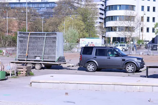 Das Gelände soll umzäunt werden und in Zukunft etwa als Bau- und Logistikfläche dienen.  | Foto: z.V.g.
