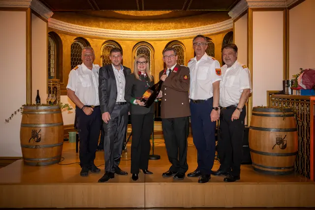 Dietmar Fahrafellner, Mathias Ruttenstock, Christa Kummer, Karl Ruttenstock, Martin Boyer und Christian Angerer. | Foto: Matthias Fischer, NÖ LFK