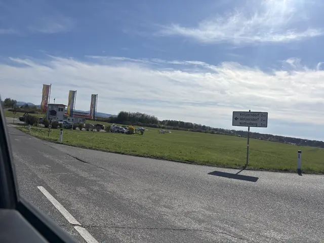 Vor einem Jahr (9.4.25) kam Georg Kienesberger bei einem tragischen Flugunfall ums Leben. Am ersten Gedenktag fand deshalb heute ein Gedenklug nach Mariazell statt. | Foto: Tanja Handlfinger